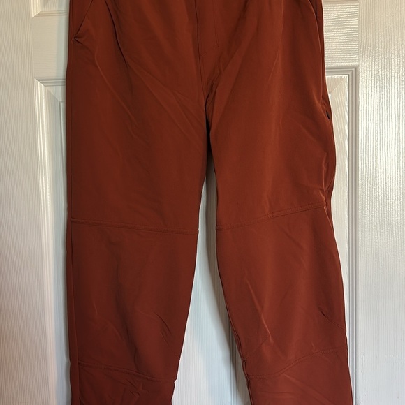 Cotopaxi men’s rust color tapered leg jogger pants size medium - Picture 2 of 11